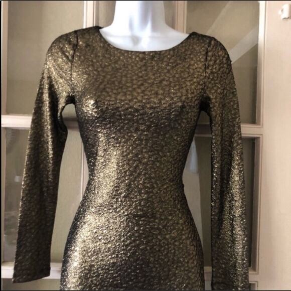 Alice and Olivia Gold Metallic Bodycon Midi Cocktail Party Dress - Picture 10 of 13